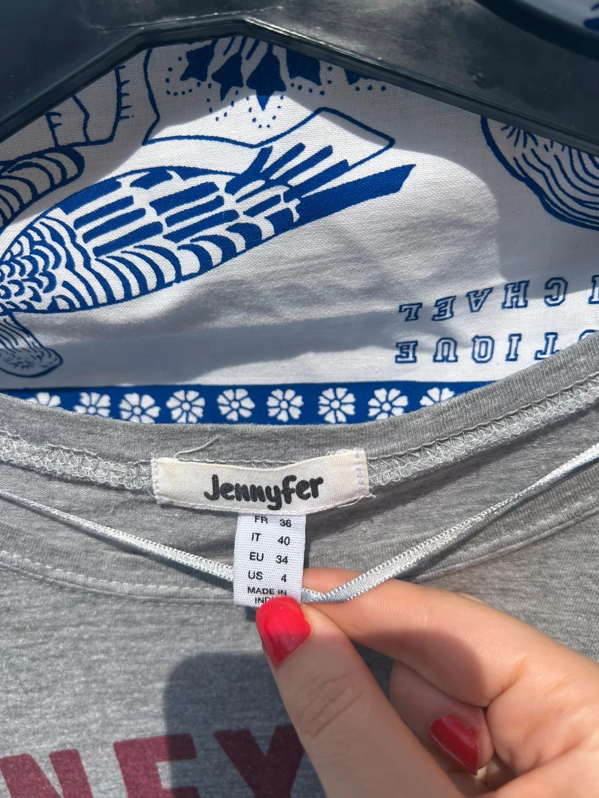 Camiseta cinza e bordeaux S/36 Jennyfer em bom estado – photo 2